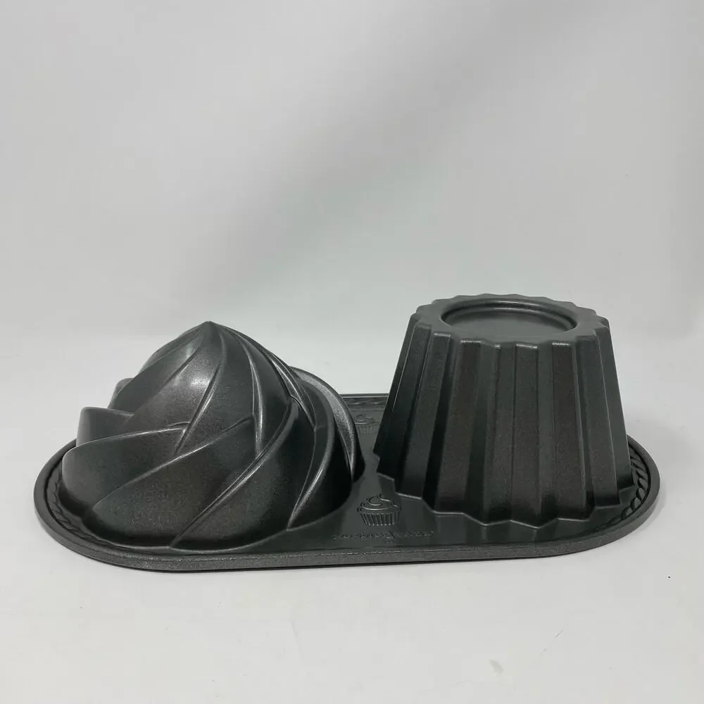 Nordicware 3D Cute Cupcake cake pan 6 cups